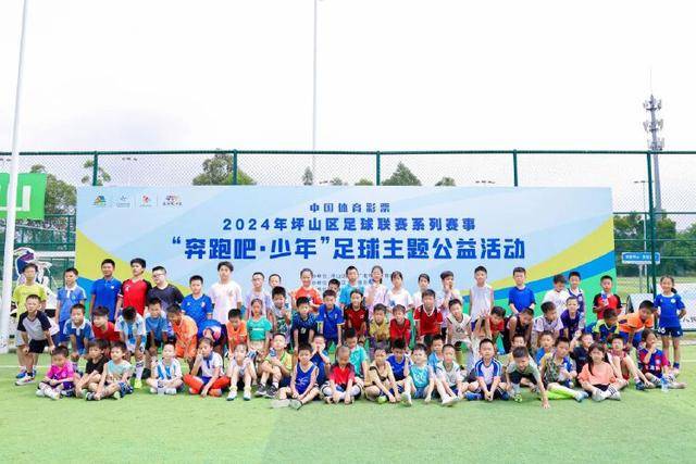 胡崇洋正式加盟长沙勇胜，穿上99号战袍